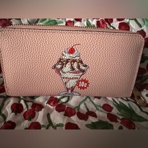 Elegant Pink Leather Women's Bag.  Not authentic